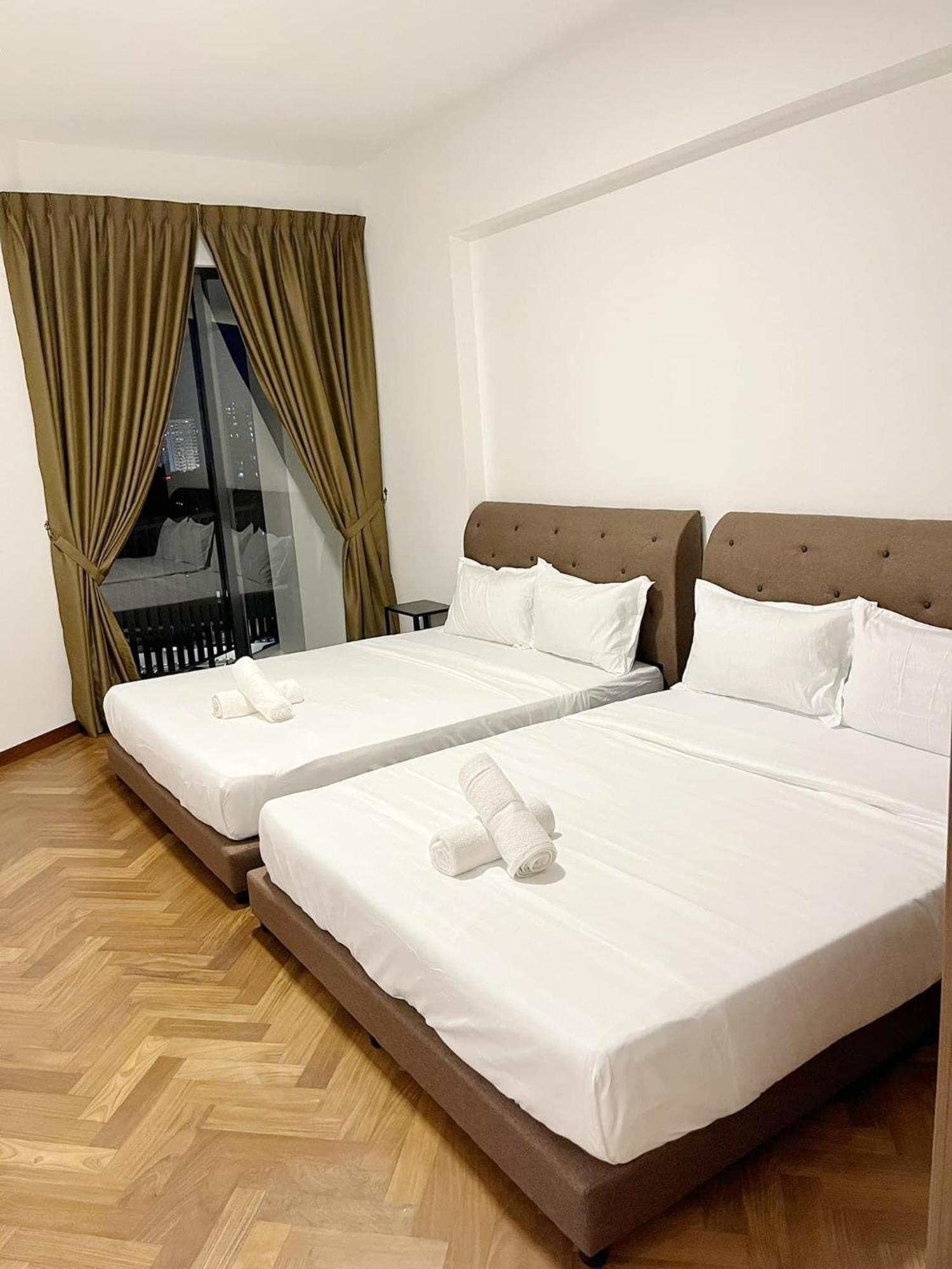 The Landmark Comfort Relax Spacious Sea View By Iz Tanjung Tokong Esterno foto